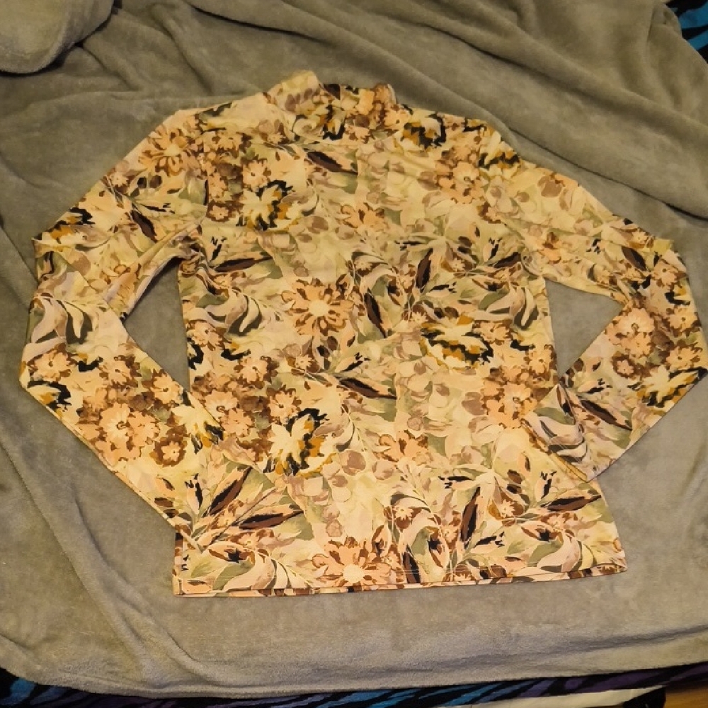 Wilfred | Floral Long Sleeve Top - Cream and Brown